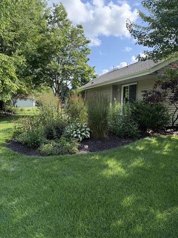 10500 S Jessica DRIVE, Oak Creek, WI 53154