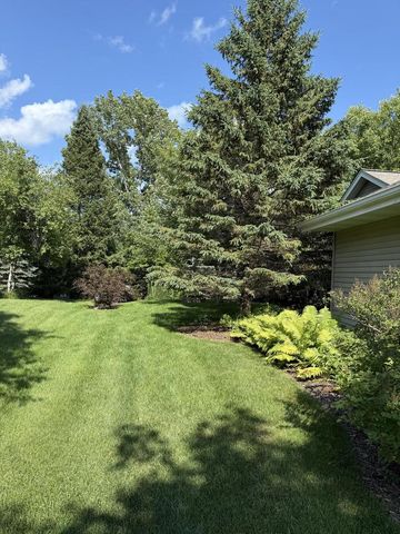 10500 S Jessica DRIVE, Oak Creek, WI 53154