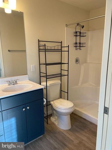 395 SHOREWOOD DR, Colonial Beach, VA 22443