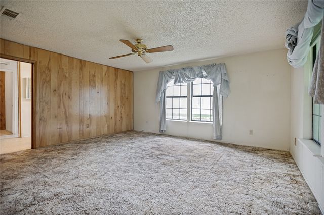 707 Cannon Drive, Euless, TX 76040
