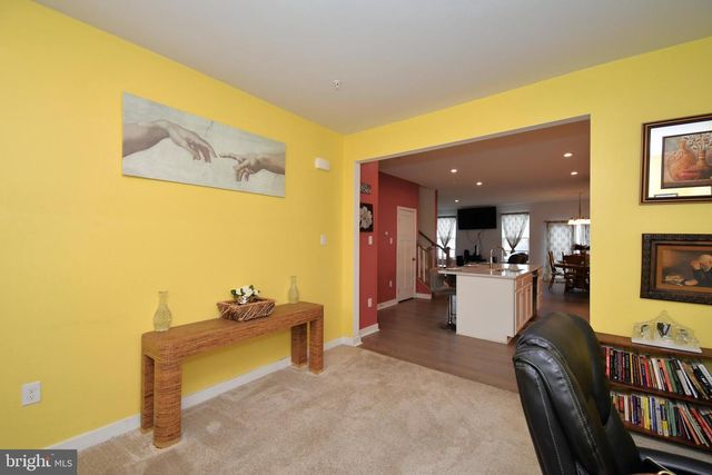 8043 MILLTOWN CIR, Cheltenham, PA 19012