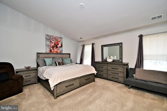 8043 MILLTOWN CIR, Cheltenham, PA 19012