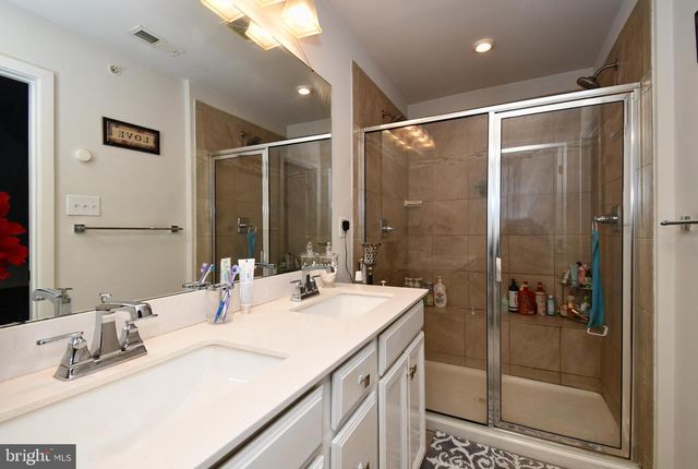 8043 MILLTOWN CIR, Cheltenham, PA 19012