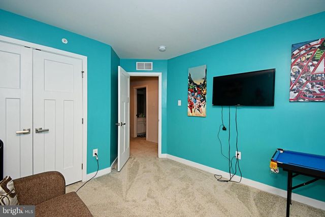 8043 MILLTOWN CIR, Cheltenham, PA 19012