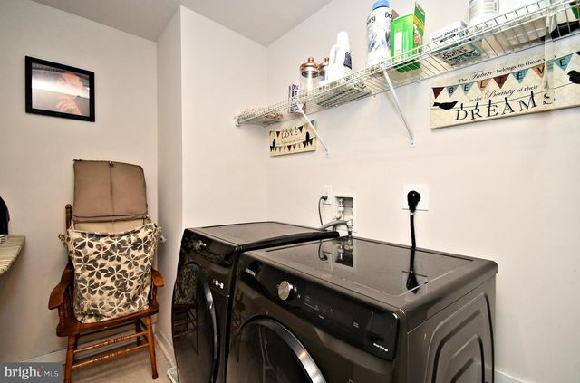 8043 MILLTOWN CIR, Cheltenham, PA 19012