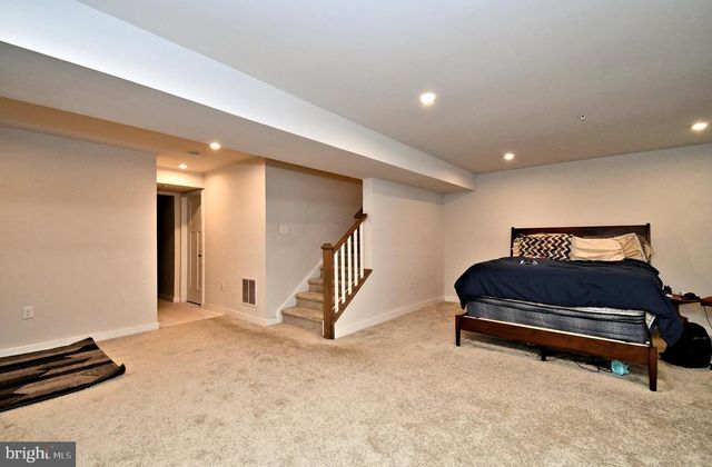 8043 MILLTOWN CIR, Cheltenham, PA 19012