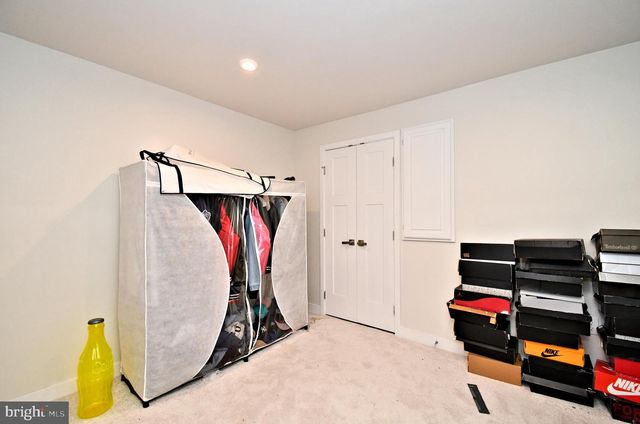 8043 MILLTOWN CIR, Cheltenham, PA 19012