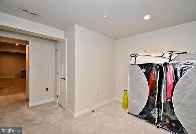 8043 MILLTOWN CIR, Cheltenham, PA 19012