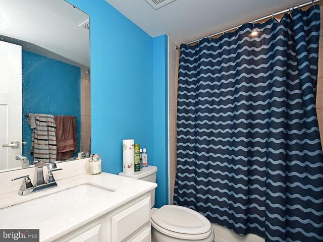 8043 MILLTOWN CIR, Cheltenham, PA 19012