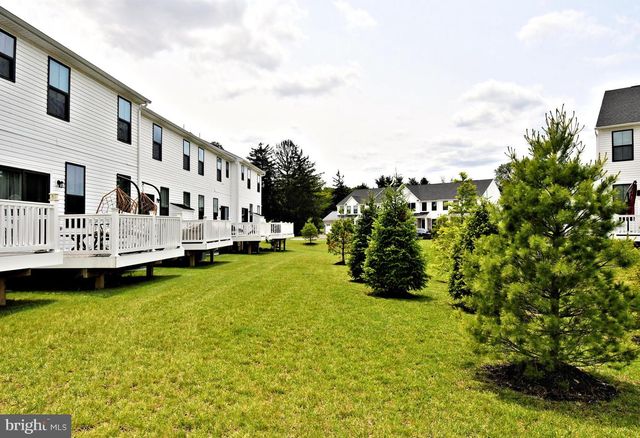 8043 MILLTOWN CIR, Cheltenham, PA 19012