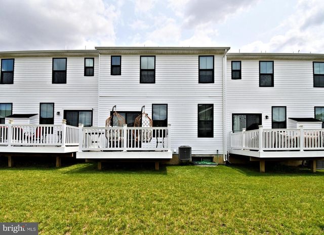 8043 MILLTOWN CIR, Cheltenham, PA 19012