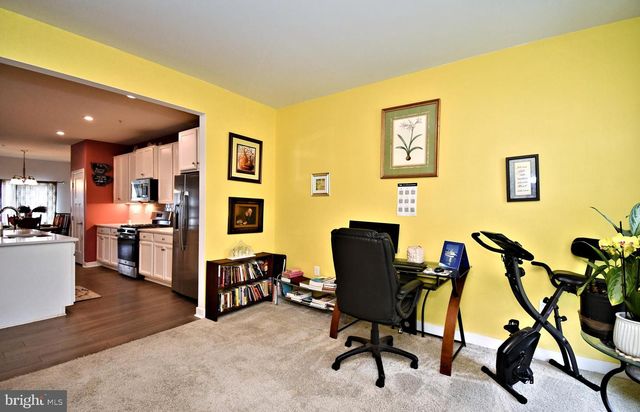 8043 MILLTOWN CIR, Cheltenham, PA 19012