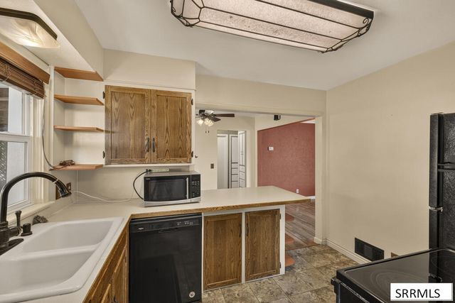2516 E Lincoln Road, Idaho Falls, ID 83401