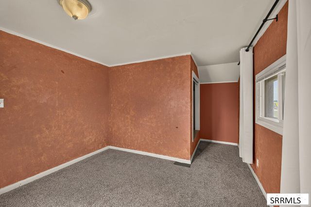 2516 E Lincoln Road, Idaho Falls, ID 83401
