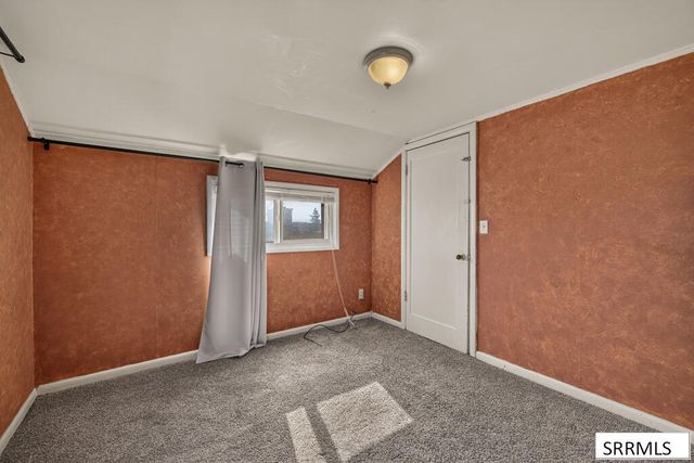 2516 E Lincoln Road, Idaho Falls, ID 83401