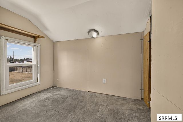 2516 E Lincoln Road, Idaho Falls, ID 83401