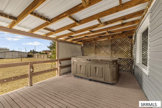 2516 E Lincoln Road, Idaho Falls, ID 83401