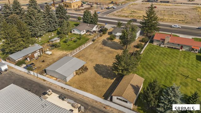 2516 E Lincoln Road, Idaho Falls, ID 83401