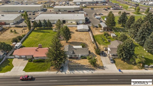 2516 E Lincoln Road, Idaho Falls, ID 83401