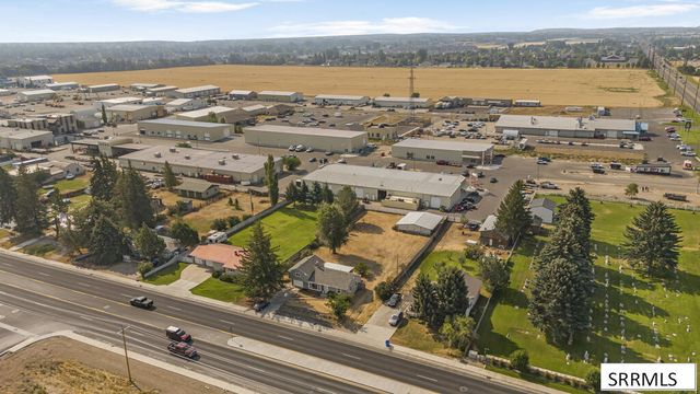 2516 E Lincoln Road, Idaho Falls, ID 83401