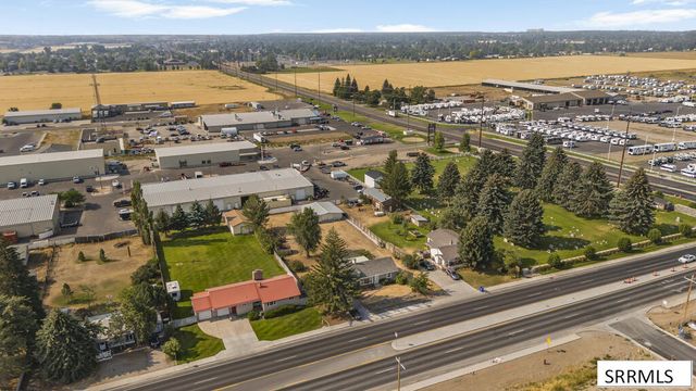 2516 E Lincoln Road, Idaho Falls, ID 83401