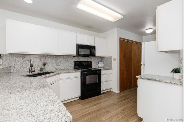 11530 W 70th Place F, Arvada, CO 80004