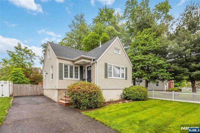 200 Evergreen Street, Hillsdale, NJ 07642