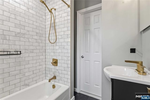 200 Evergreen Street, Hillsdale, NJ 07642