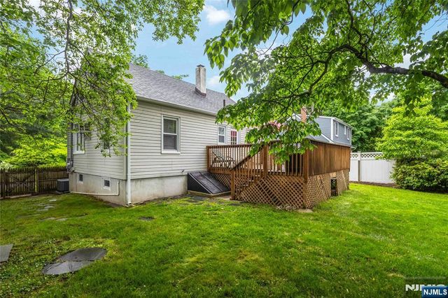 200 Evergreen Street, Hillsdale, NJ 07642