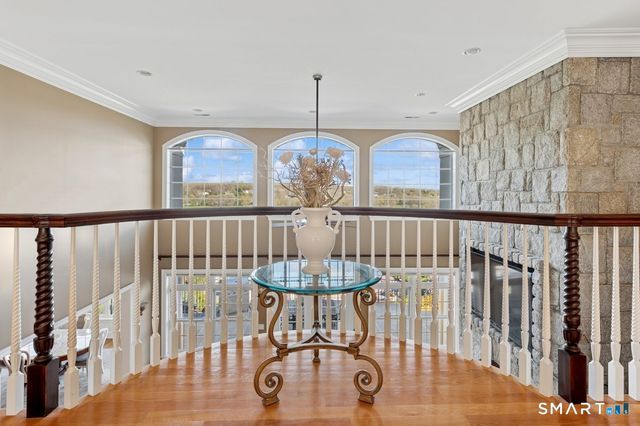 22 Nature Lane, Shelton, CT 06484