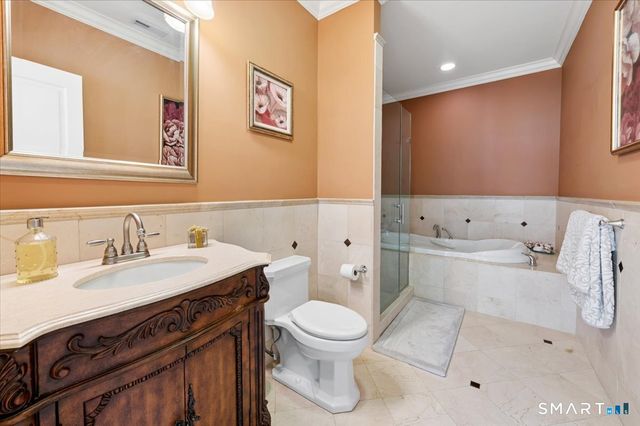 22 Nature Lane, Shelton, CT 06484