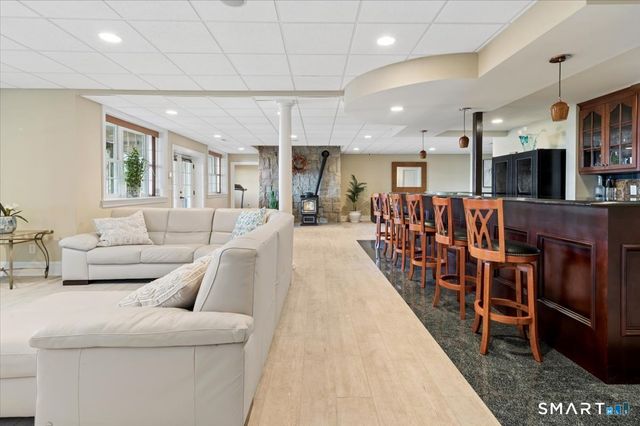 22 Nature Lane, Shelton, CT 06484