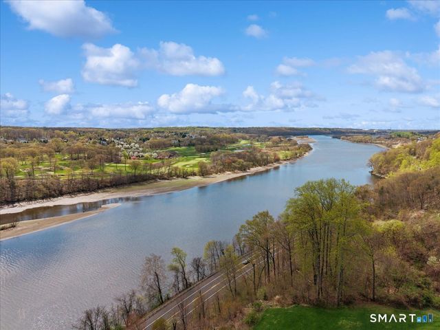 22 Nature Lane, Shelton, CT 06484