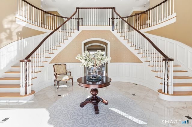 22 Nature Lane, Shelton, CT 06484