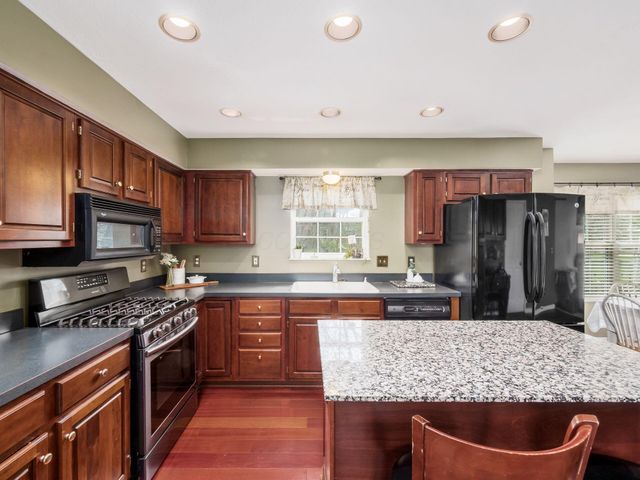 3807 Dayspring Drive, Hilliard, OH 43026