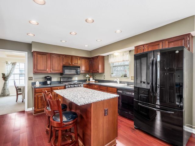 3807 Dayspring Drive, Hilliard, OH 43026