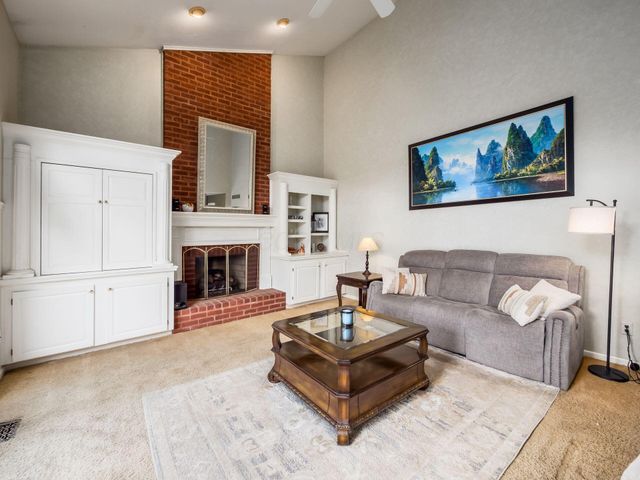 3807 Dayspring Drive, Hilliard, OH 43026