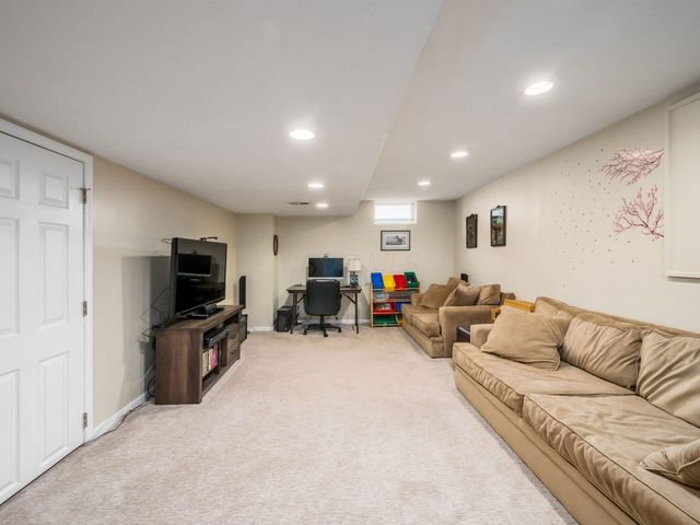 3807 Dayspring Drive, Hilliard, OH 43026