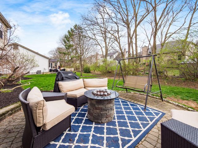 3807 Dayspring Drive, Hilliard, OH 43026