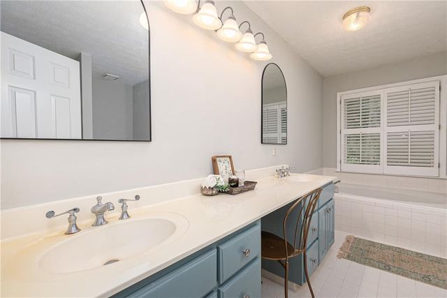 3077 Milford Chase Drive SW, Marietta, GA 30008