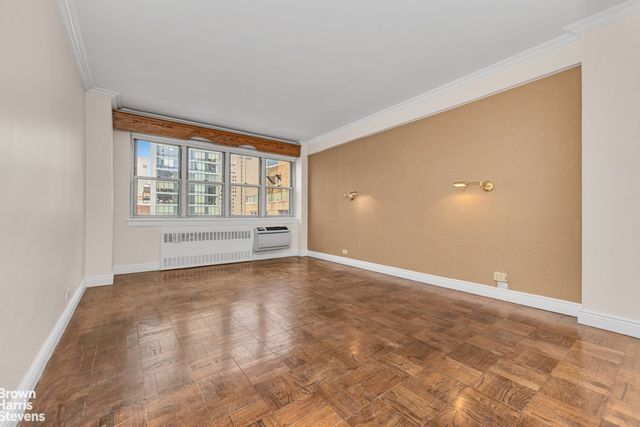 155 E 38th St Apt 20B, New York City, NY 10016