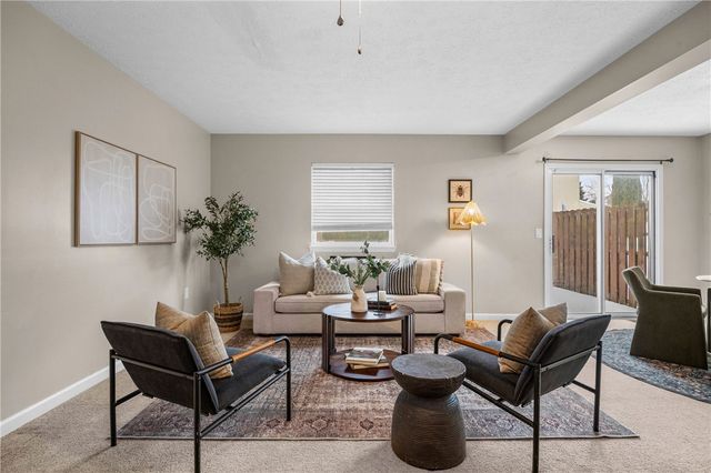 5929 Calm Lake Drive Drive, Farmington, NY 14425