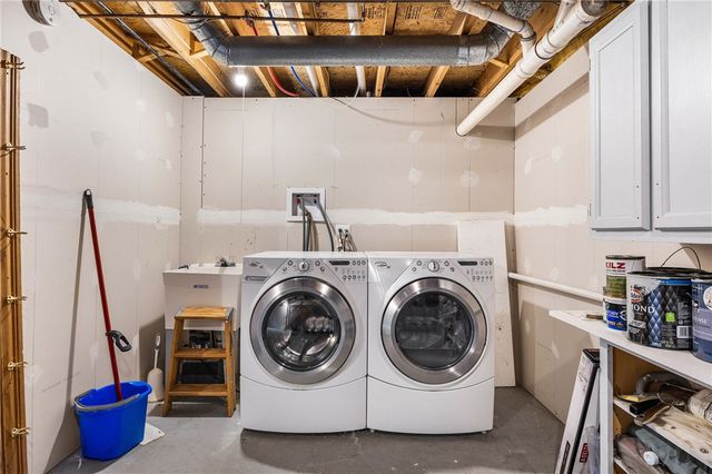 5929 Calm Lake Drive Drive, Farmington, NY 14425