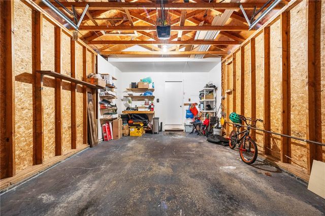 5929 Calm Lake Drive Drive, Farmington, NY 14425