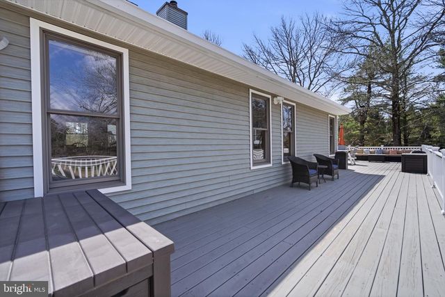 331 S VIENNA AVE, Egg Harbor City, NJ 08215