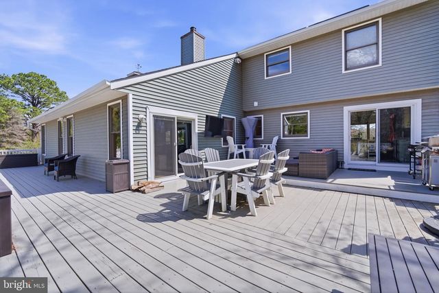 331 S VIENNA AVE, Egg Harbor City, NJ 08215