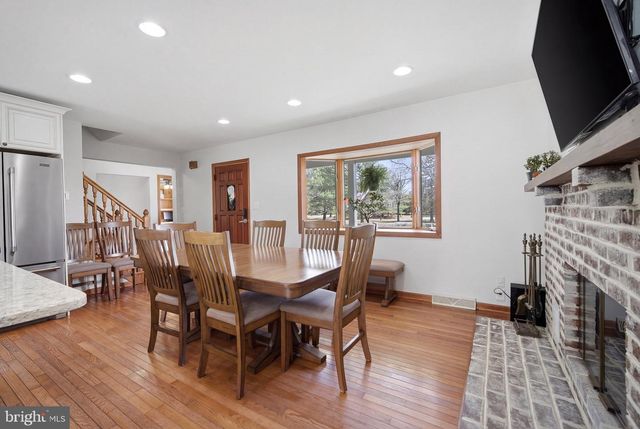331 S VIENNA AVE, Egg Harbor City, NJ 08215
