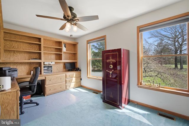 331 S VIENNA AVE, Egg Harbor City, NJ 08215