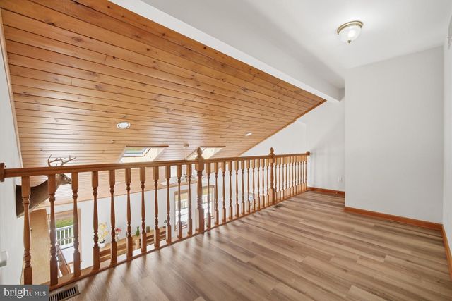 331 S VIENNA AVE, Egg Harbor City, NJ 08215