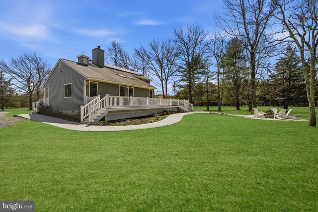 331 S VIENNA AVE, Egg Harbor City, NJ 08215